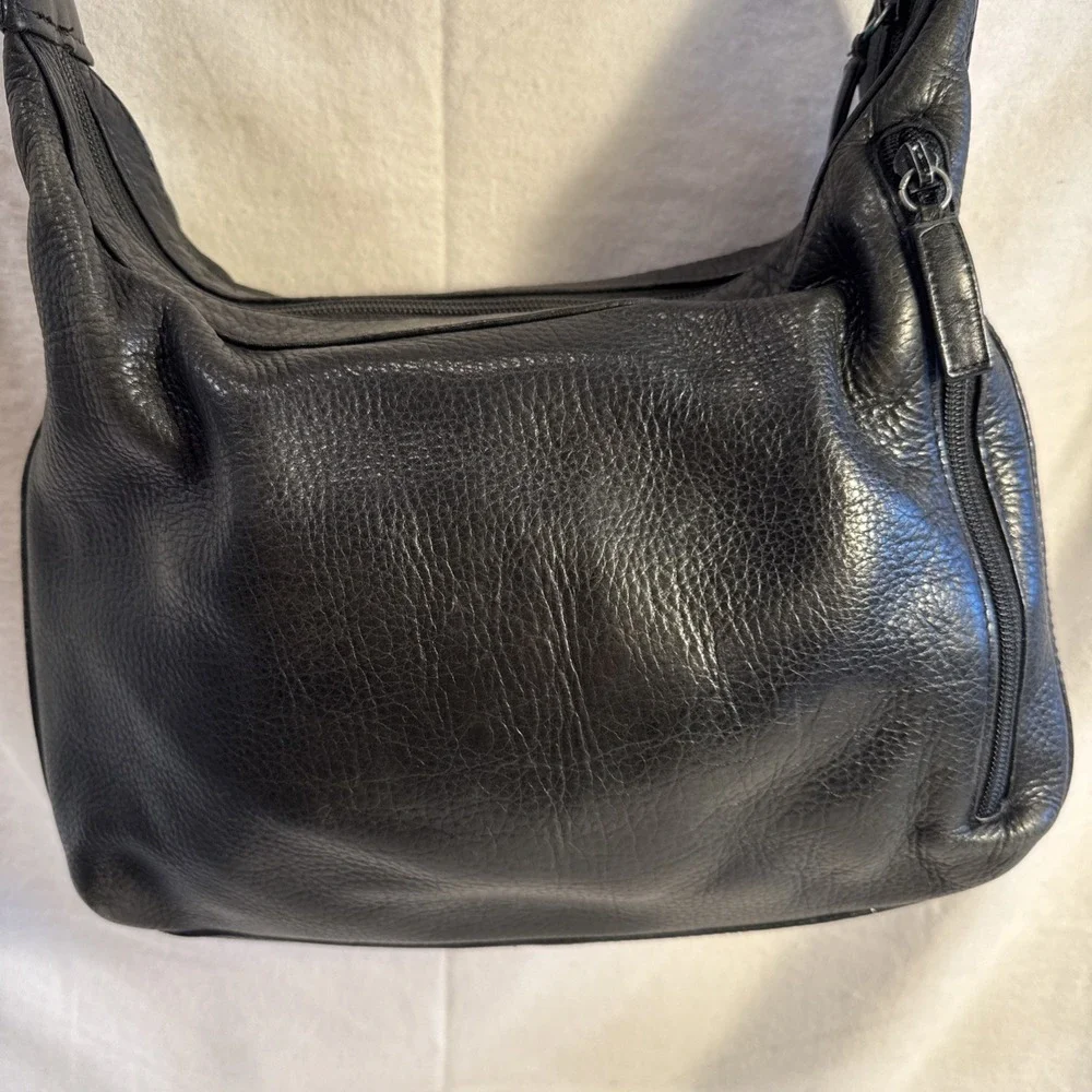 Simon Pebbled Black Leather Shoulder Hobo Bag Purse Sangria Zip Pockets